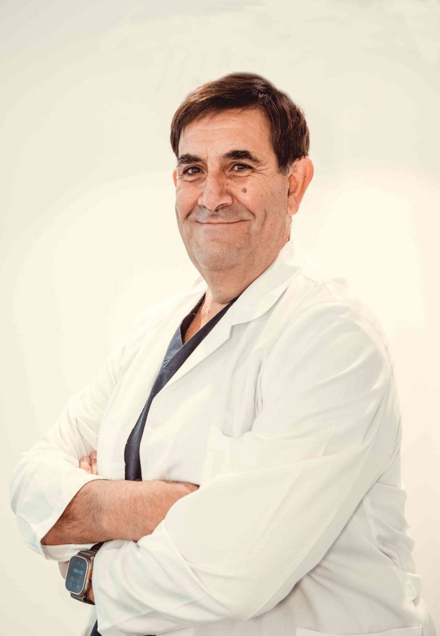 Dr. Juan Romero - Ortodoncista Diamond Plus